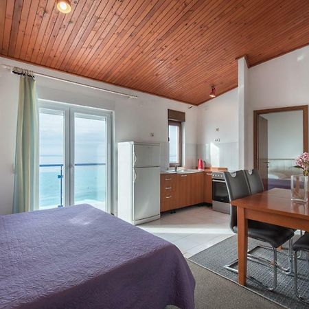Beach Guesthouse Mediteran ポドストラナ エクステリア 写真