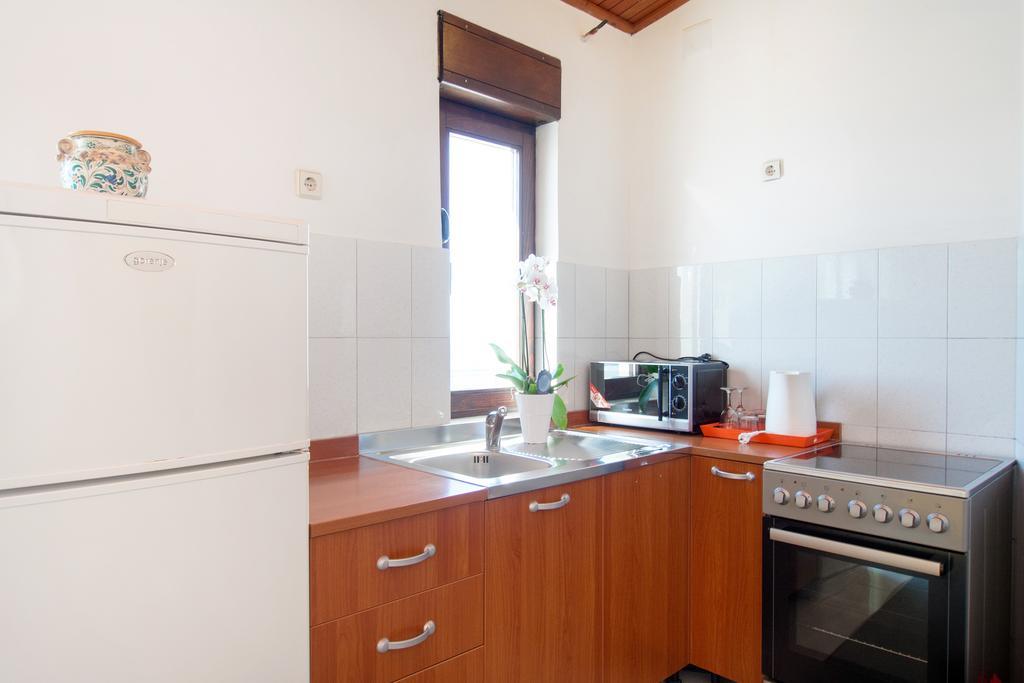 Beach Guesthouse Mediteran ポドストラナ 部屋 写真