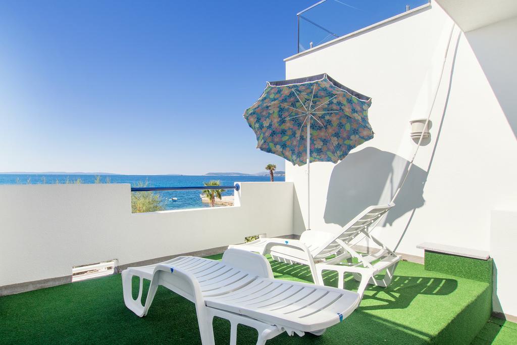 Beach Guesthouse Mediteran ポドストラナ 部屋 写真